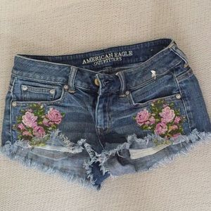 American eagle embroidered jean shorts